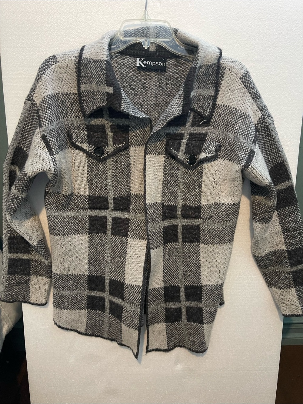 Women's Gray Plaid Button-Front Shacket